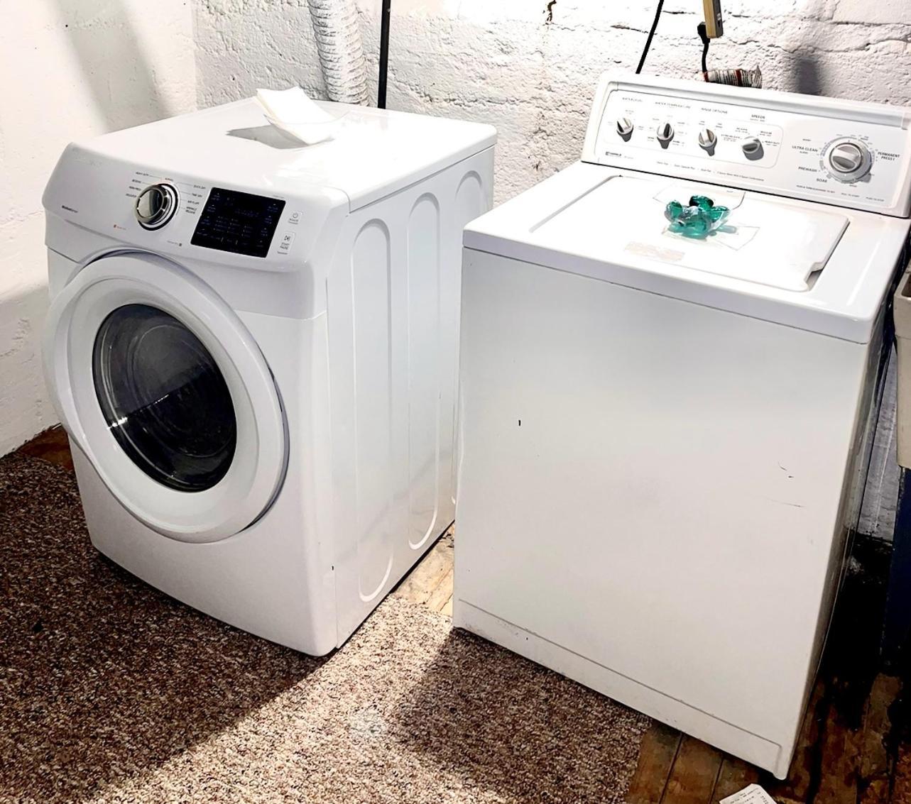 Spacious Home With In-Unit Laundry, Parking, 1Gb Wifi, & Patio Deck Rochester Exterior foto